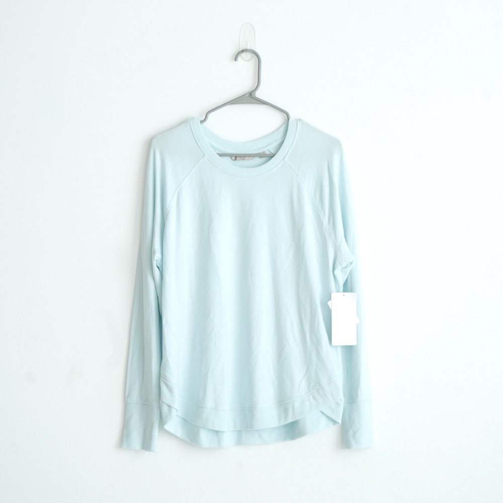 NWT Athleta Mindset Sweatshirt in Size Large